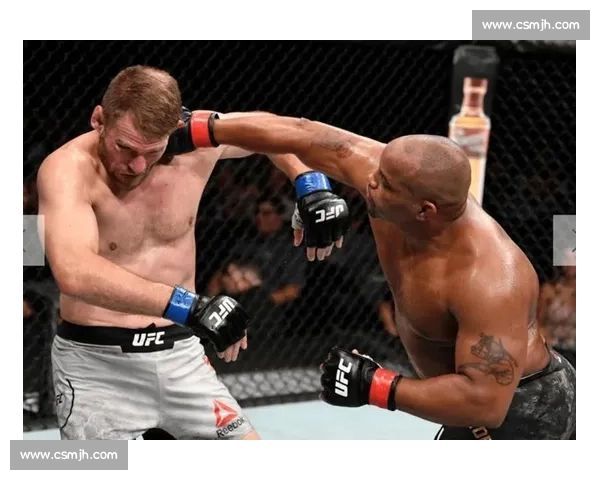 骨头与科米尔的宿敌对决如何重塑轻重量级历史格局与荣耀之争巅峰篇